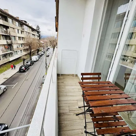 Unique Flat With Balcony In The Heart Of The Kiustendił