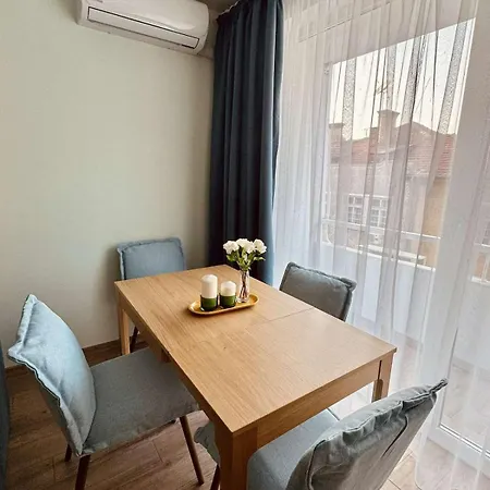 Unique Flat With Balcony In The Heart Of The Kiustendił