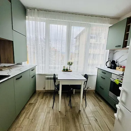 Unique Flat With Balcony In The Heart Of The Apartament Kiustendił